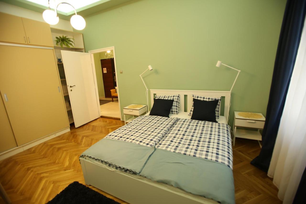 Castle Courtyard Hideaway Leilighet Budapest Eksteriør bilde